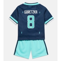 Camiseta Alemania Leon Goretzka #8 Segunda Equipación Replica Mundial 2026 para niños mangas cortas (+ Pantalones cortos)